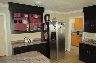Kitchen 3