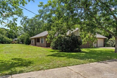 960 Breezy Acres Rd, Pensacola, FL 32534 - photo 4