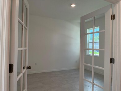 555 Darshire Ave, Eustis, FL 32736 - photo 3