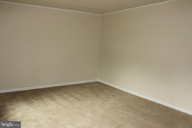 10805 Cropp Dr, Fredericksburg, VA 22407 - photo 7