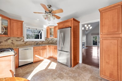 45 Greystone, Shelton, CT 06484 - photo 3