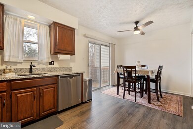 7708 Wolford Way, Lorton, VA 22079 - photo 7