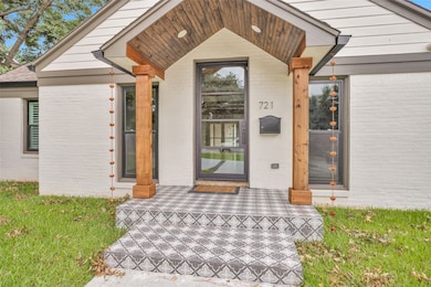 721 W 38th St, Houston, TX 77018 - photo 3