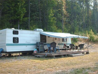 Exterior Front. 35 ft. camper