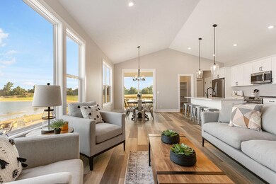 13-web-or-mls-9485 Shoreway Dr, West Oli