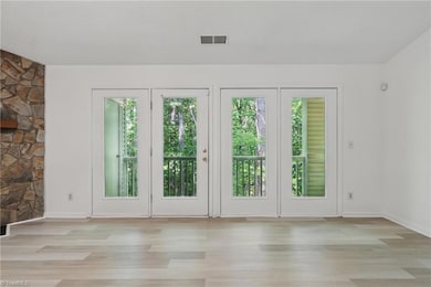 Balcony Entry
