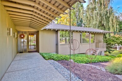 720 Brookmere Dr, Edmonds, WA 98020 - photo 3