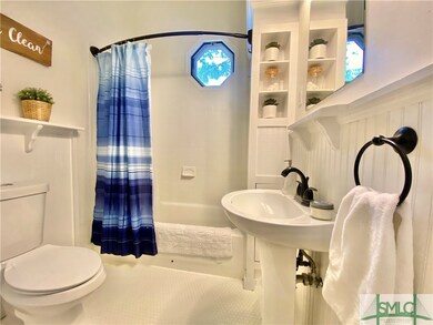 602 E 40th St, Savannah, GA 31401 - photo 5