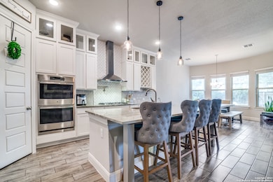 1379 Village Inn, New Braunfels, TX 78132 - photo 6