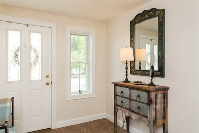 27 Hillside Ln, Newmarket, NH 03857 - photo 4