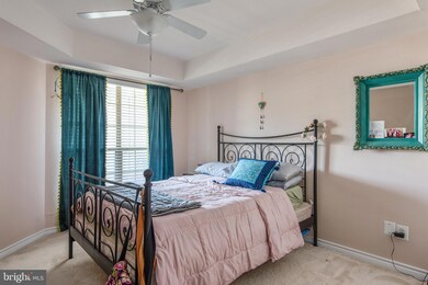 12150 Penderview Terrace unit 1335, Fairfax, VA 22033 - photo 7