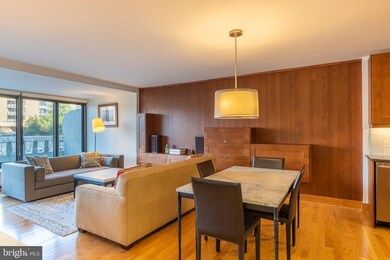 Watergate East Residences unit 207-N, Washington, DC 20037 - photo 6