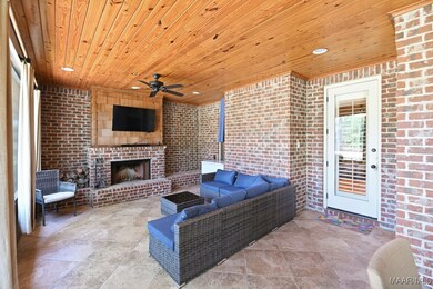 Otdoor living area 3#