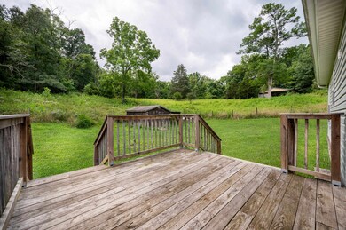 122 Walnut Grove Rd, Narrows, VA 24124 - photo 6