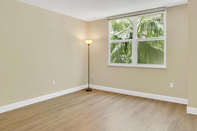 700 E Boynton Beach Blvd unit 407, Boynton Beach, FL 33435 - photo 6