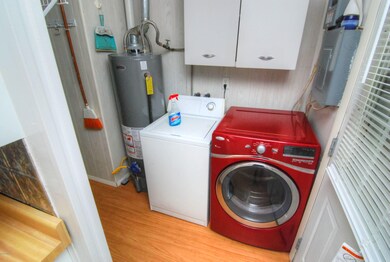 1733 Sycamore St, Niles, MI 49120 - photo 4