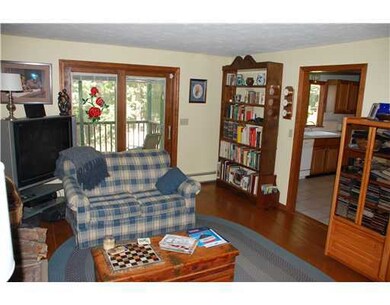 18 Lincoln Dr, North Smithfield, RI 02896 - photo 6