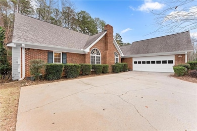 2465 Churchill Downs, Cumming, GA 30041 - photo 2