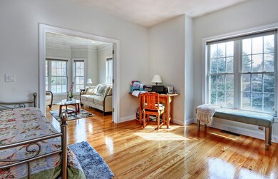 244 Webster Woods Ln, North Andover, MA 01845 - photo 4