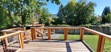 2503 NW Lassen Way, Grants Pass, OR 97526 - photo 2