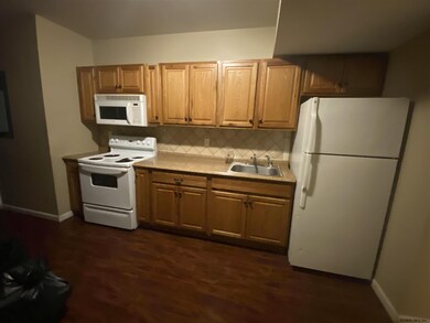320 1st St unit 1st Floor, Albany, NY 12206 - photo 2