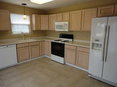 12654 Walney Ct, Fishers, IN 46038 - photo 2