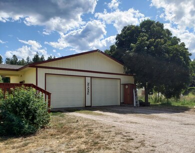 Detached 2- car garage