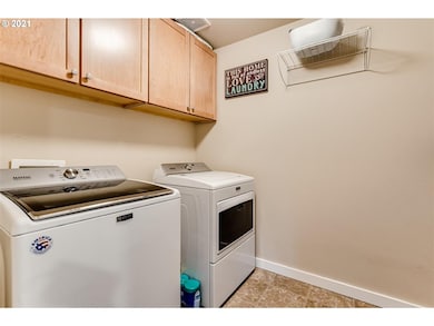 2559 Park View Dr, Eugene, OR 97408 - photo 4