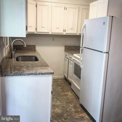 4211 Canterbury Way, Temple Hills, MD 20748 - photo 4