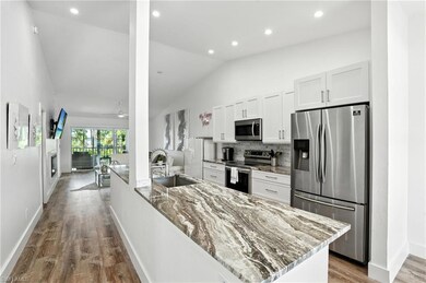 876 Gulf Pavilion Dr unit 201, Naples, FL 34108 - photo 6