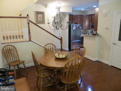 2314 Merseyside Dr unit 116, Woodbridge, VA 22191 - photo 6