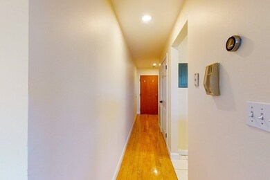 60E Glen Rd unit 305, Brookline, MA 02445 - photo 7