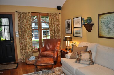 104 Sawkill Ave, Milford, PA 18337 - photo 3