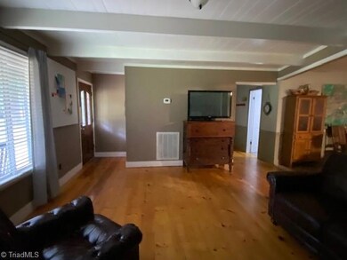 194 Eastwood Dr, Denton, NC 27239 - photo 6