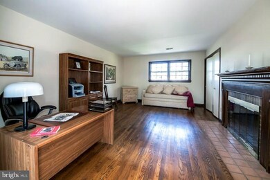 213 Paula Lynn Dr, Silver Spring, MD 20904 - photo 6