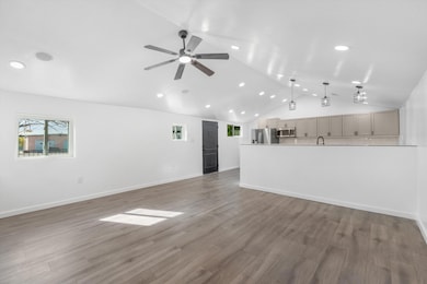 401 Gomez Ave NE, Albuquerque, NM 87102 - photo 3