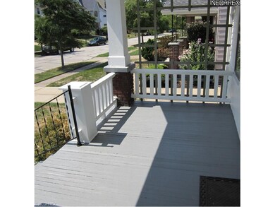 RELAXING FRONT PORCH