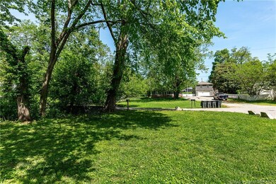 2408 Mona Vista Ct, New Albany, IN 47150 - photo 3