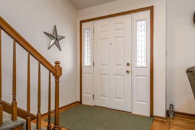 7520 Newton Dr, Louisville, KY 40228 - photo 5