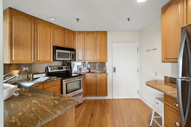 Edgewater Place Condominiums unit 511, Quincy, MA 02171 - photo 4