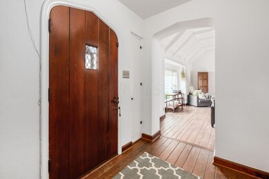 286 S Kellner Rd, Columbus, OH 43209 - photo 5