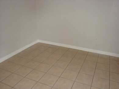 411 Moody St, Picayune, MS 39466 - photo 5