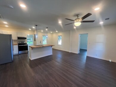 3721 Wylly Ave, Brunswick, GA 31520 - photo 2