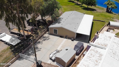 202 Riverfront Dr-2