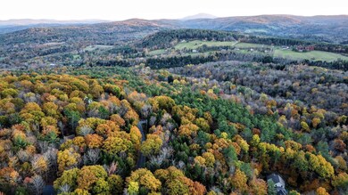 0 Baker Turn unit 5019377, Hartford, VT 05001 - photo 2