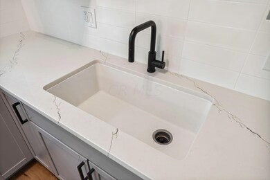 34-web-or-mls-1563-basil-dr