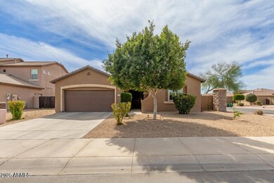 16151 W Desert Flower Dr, Goodyear, AZ 85395 - photo 2