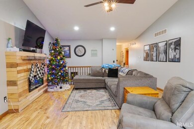 905 N 280 W, Angola, IN 46703 - photo 6