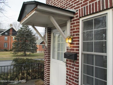 128 Broad St unit 1 A, Stroudsburg, PA 18360 - photo 3