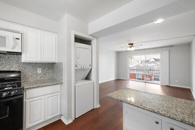 1710 Indiana St unit 4, Houston, TX 77006 - photo 7